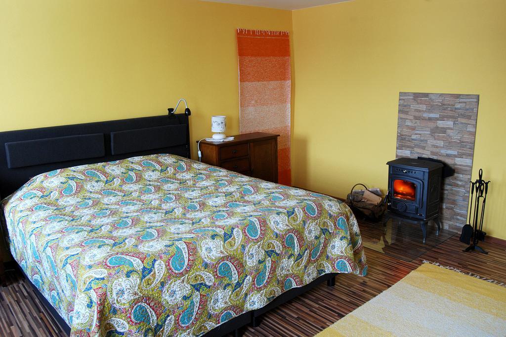 Virulase Holiday Home Toila Cameră foto